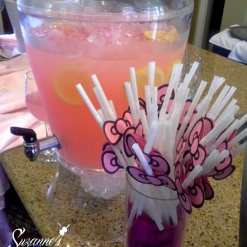Hello-Kitty-Straws-and-Punch
